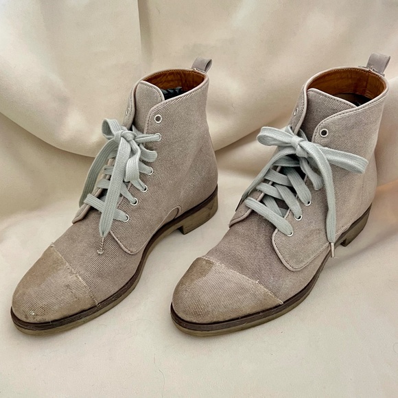 Alberto Fermani Gloss-Tipped Ankle Boots - Picture 1 of 16